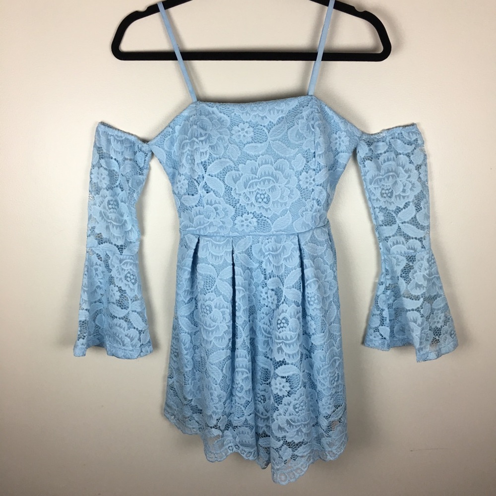 NWT Milano Couture Lace Sky Blue Romper Size M